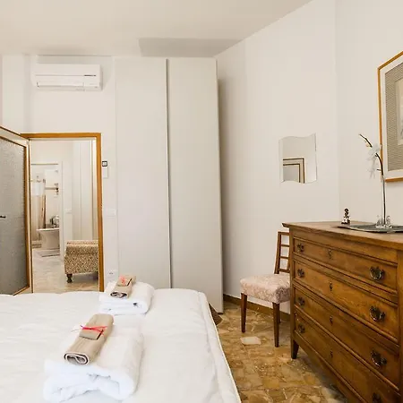 La Farina Apartman *